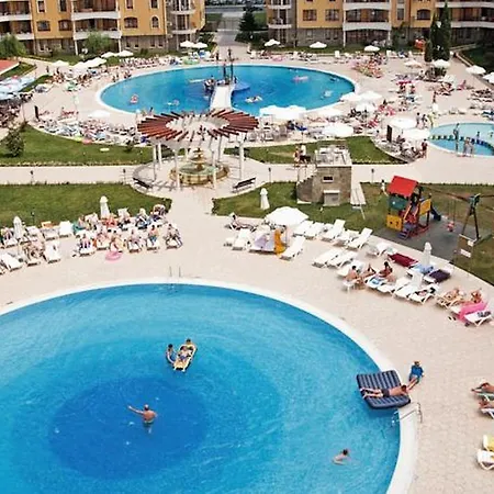 Apartment Royal Sun With Pool View